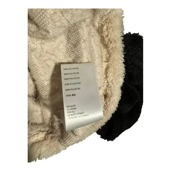 Urban Outfitters Size XS‎ Sherpa Cream And Black Hooded Cropped Sweater - Picture 6 of 6